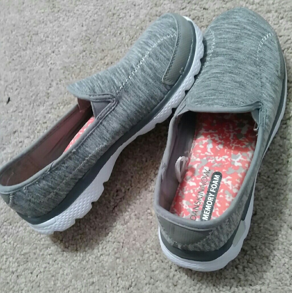 Danskin now womens shoes